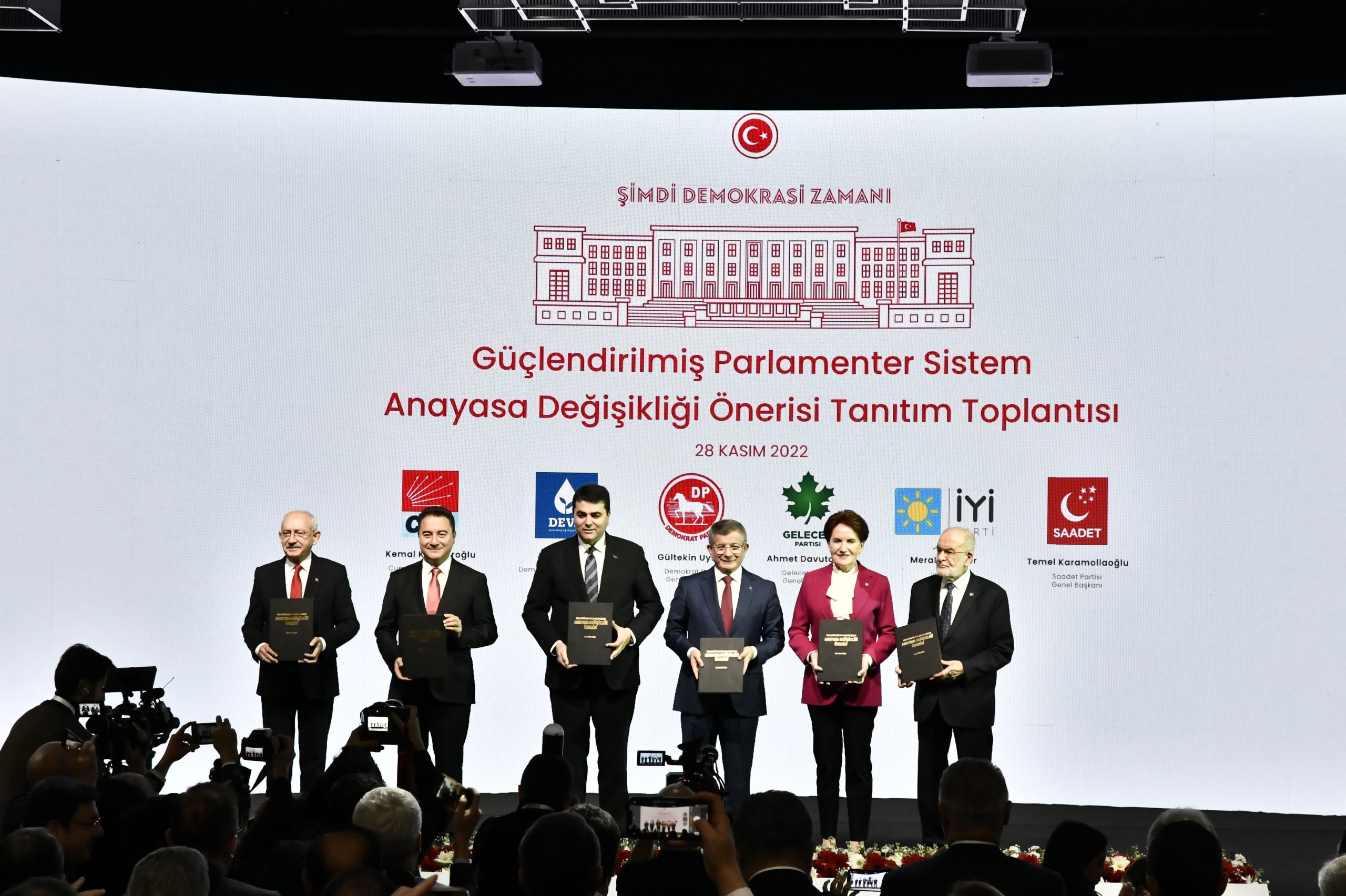 İŞTE MİLLET İTTİFAKI’NIN ANAYASA DEĞİŞİKLİĞİ ÖNERİSİ