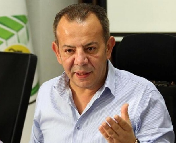 BOLU BELEDİYE BAŞKANI TANJU ÖZCAN’A SALDIRI GİRİŞİMİ