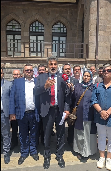 Milli Yol Partisi Genel Başkanı Remzi Çayır, “Bugün Yürütülmekte Olan PKK Sürecini Millete Başka Türlü Anlatan İnsanların Gerçek Yüzünü Ortaya Çıkarmak Ve O Dönemin Gerçeğini Millete Anlatmak İçin Buradayız.”
