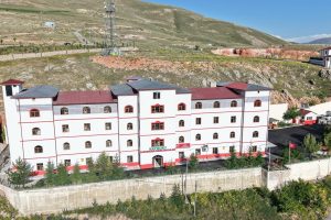 AÇILDI AÇILACAK DERKEN AÇILIYOR!