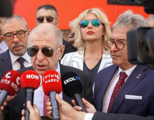 PROF.DR ÖZDAĞ;” Ancak ortada ne yazık ki davul ve zurnayla neşe içerisinde olabileceğimiz bir Türkiye manzarası yok”dedi