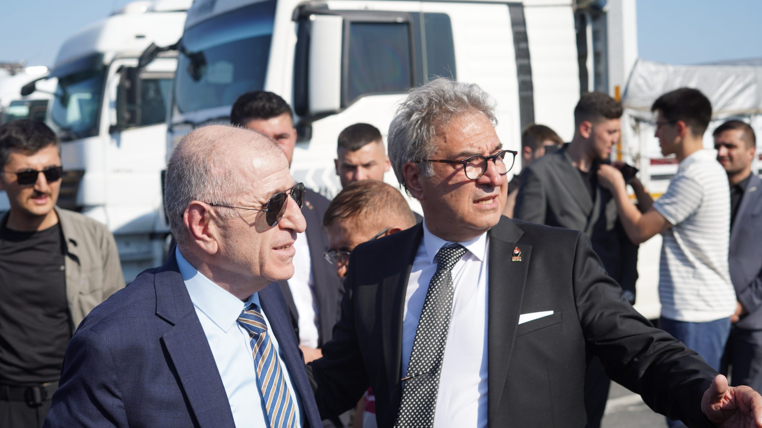 Yatarı olmayan suçtan tutuklu Ümit Özdağ sonunda tahliye edildi