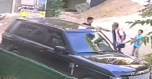 Kocaeli’de Hız Uyarısı Yapan Babaya Tokat Atan Kişi Yakalandı.