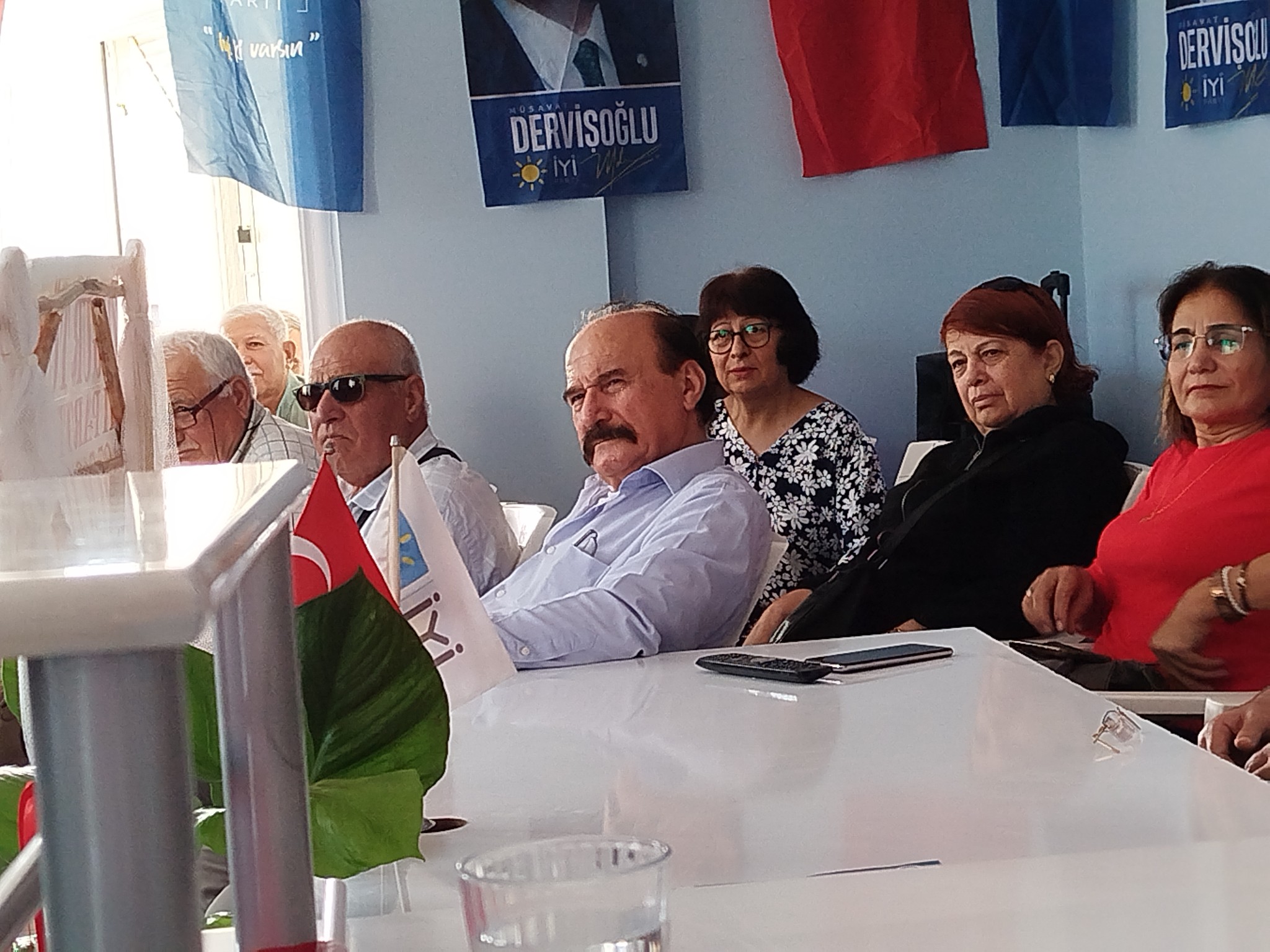 İYİ PARTİ TARSUS İLÇE BAŞKANI GAZİ ELGÜN ADAYLIĞINI AÇIKLADI.