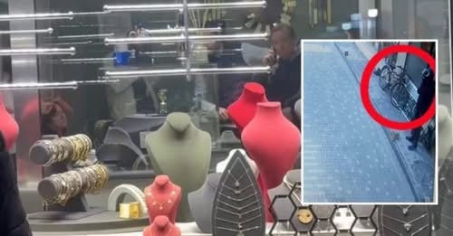 Kaskıyla Geldi, Vitrindeki 5 Kilo Altını Çalıp Kaçtı.