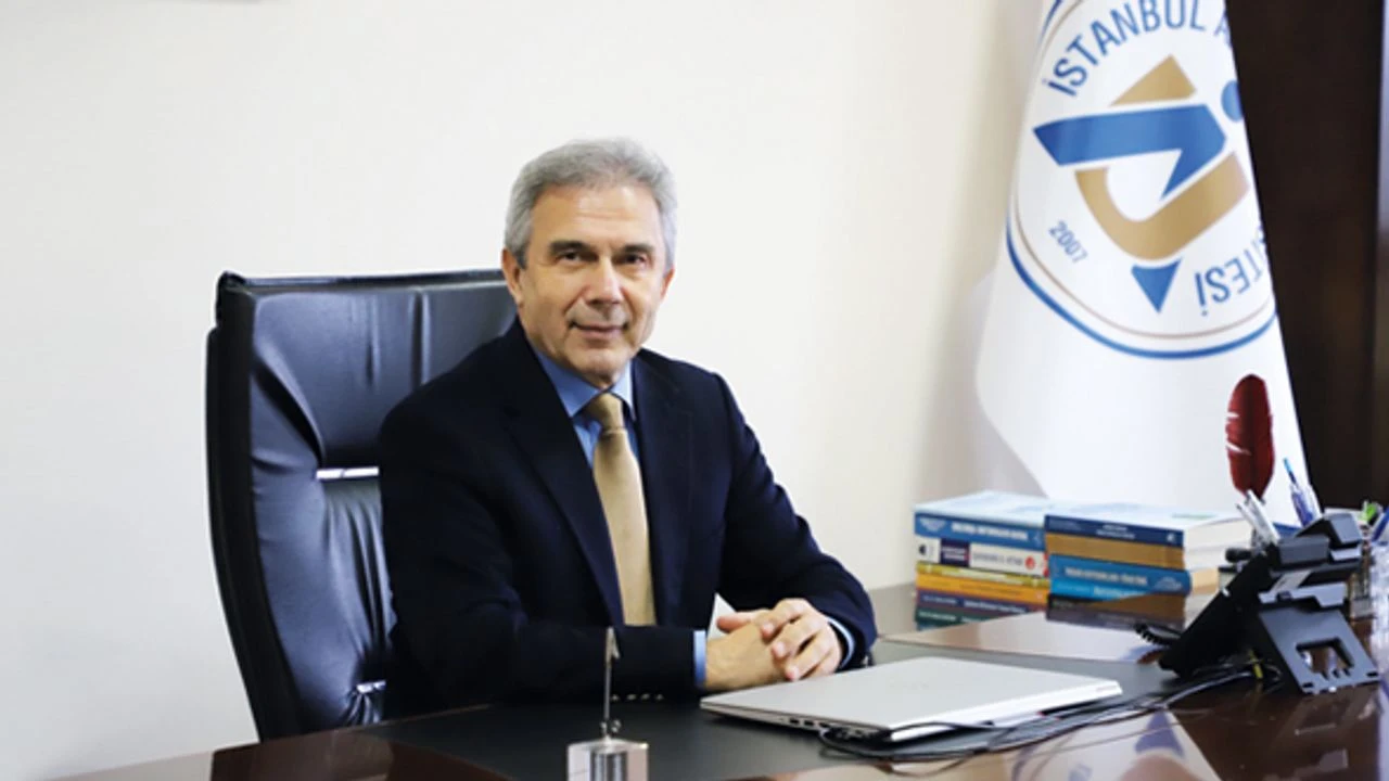 EKONOMİK KRİZMİ YÖNETİM KRİZİMİ ?