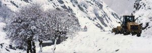BAYBURT’TA KAR BİLANÇOSU:70 KÖY YOLU ULAŞIMA KAPANDI