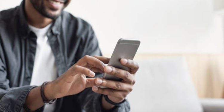 Telefonla Aradığı Kadını ‘Bankacıyım’ Diyerek 809 Bin Lira Dolandırdı.