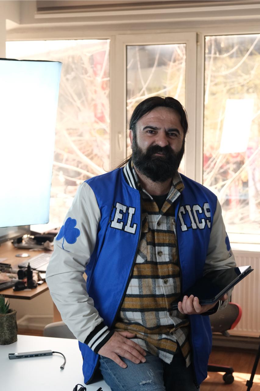 Ak Saçlı Bilgelerden ‘Eski Toprak’ Yalnızlığına: Bir Vefa Borcu mu, Bir Yük mü?
