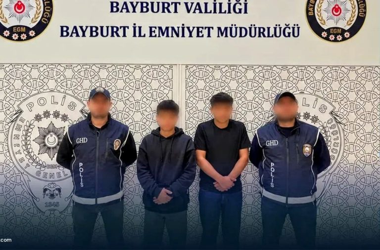 BAYBURT EMNİYETİ’NDEN KAÇAK GÖÇMEN OPERASYONU