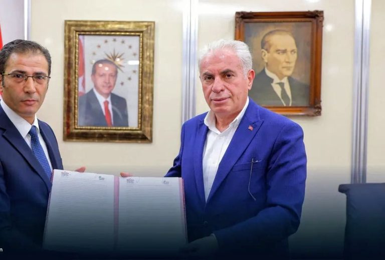 YÖRESEL ÜRÜNLER ÇARŞISI İÇİN İMZALAR ATILDI
