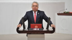 AK Parti eski vekili İmamoğlu paylaşımı sonrası ihraç edildi