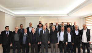 BAŞKAN PEKMEZCİ MERKEZ MAHALLE MUHTARLARI İLE BİR ARAYA GELDİ