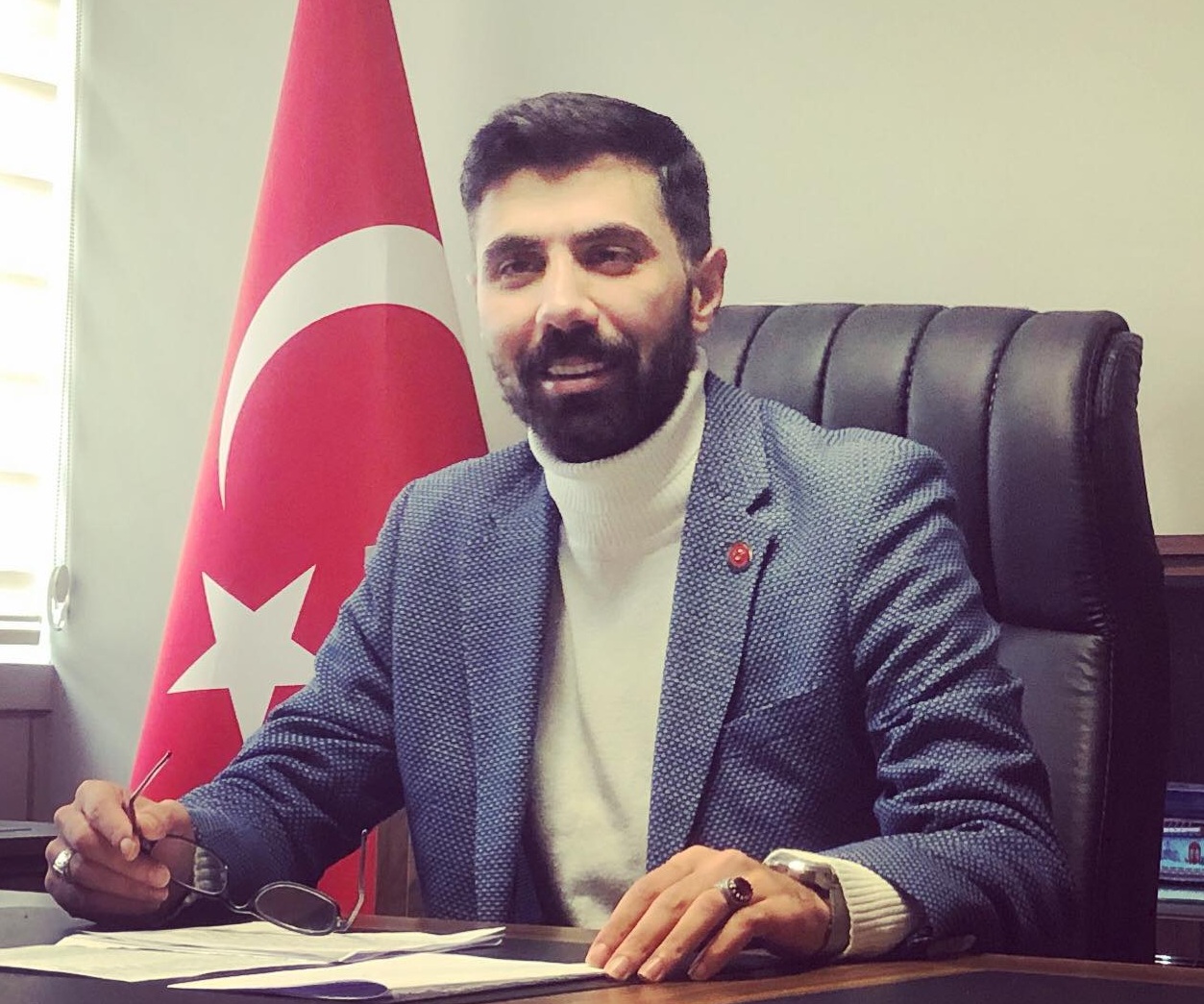 Milli Yol Partisi Disiplin Kurulu Üyesi Ve Gölbaşı Belediye Başkan Adayı Hakan Erçelebi Partisinde İstifa Etti.