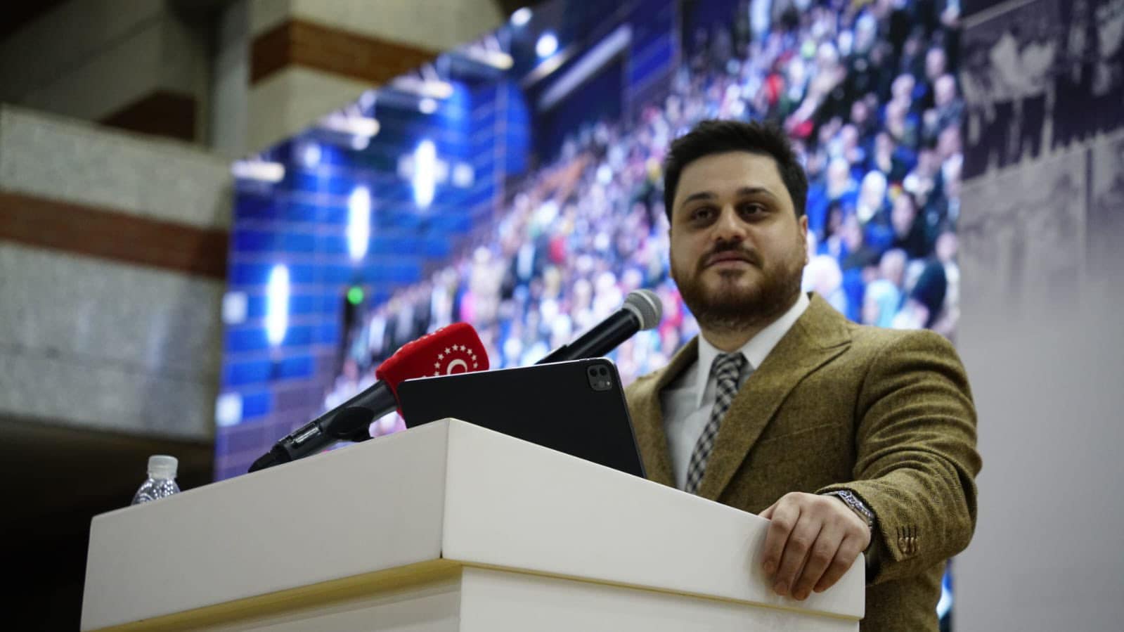 BTP Genel Başkanı Hüseyin Baş: Muhafazakar Muhafazakar Değil, Atatürkçü Atatürkçü Değil.