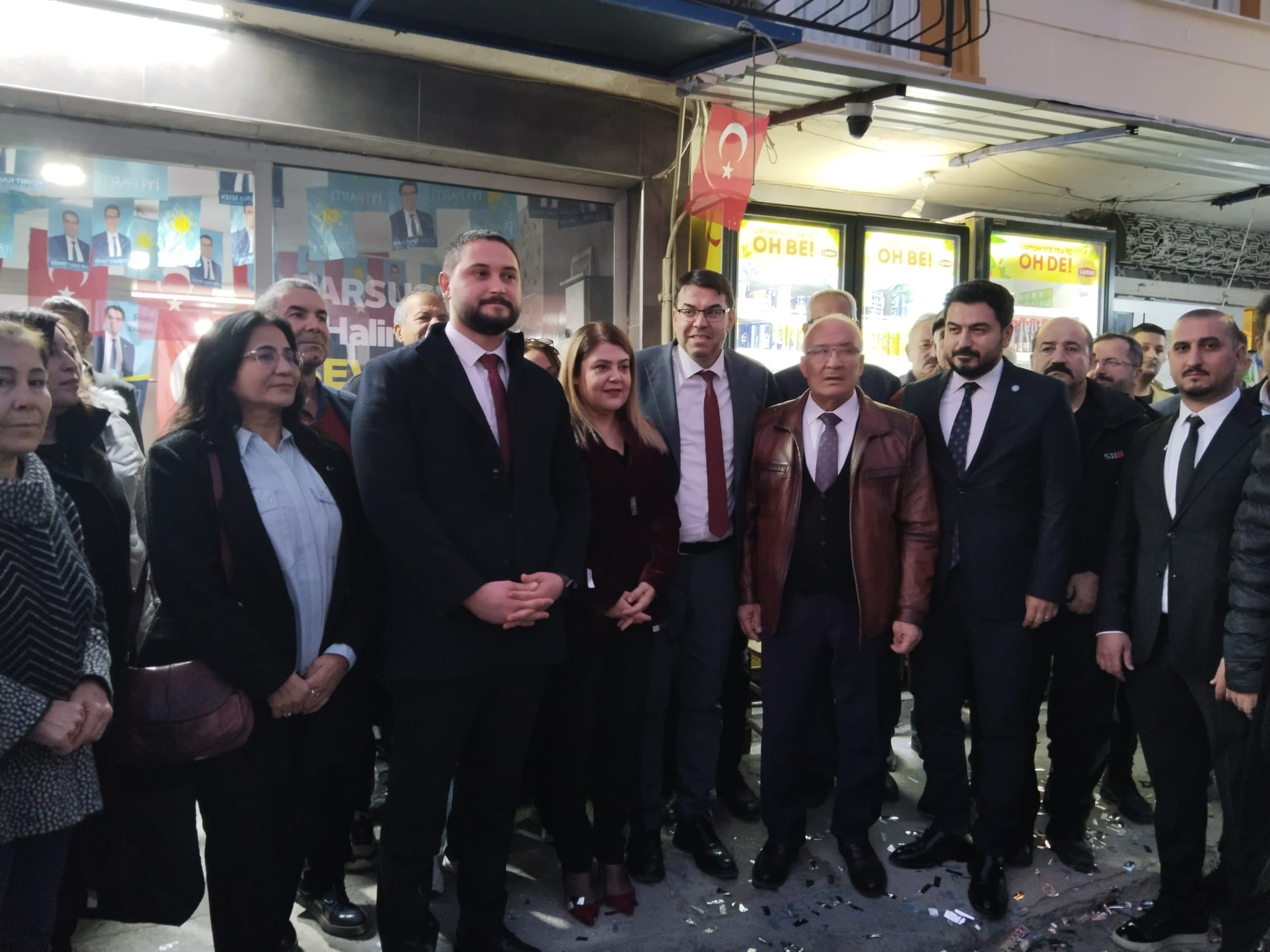 İyi Parti Tarsus Belediye Başkan Adayı Mehmet Yunus Seven, Mithatpaşa Mahallesi’nde Seçim Ofisi Açtı.