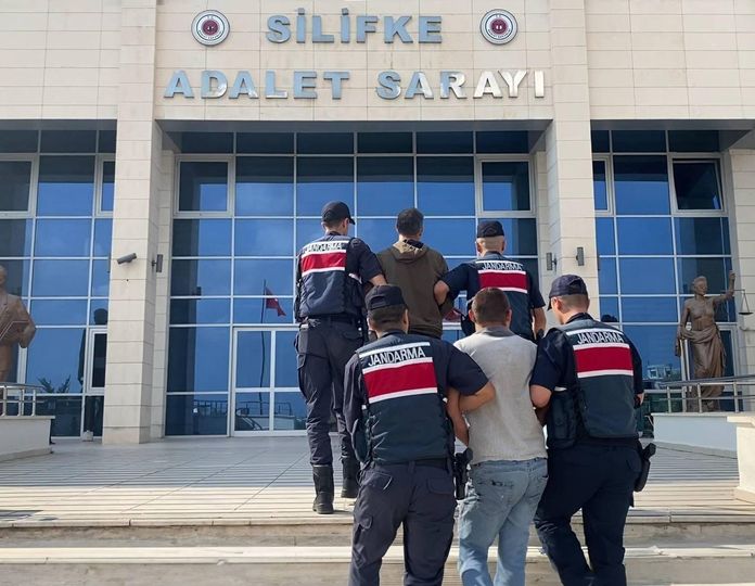 Mersin’de Kasten Orman Yangını Çıkaran 2 Kişi Tutuklandı!