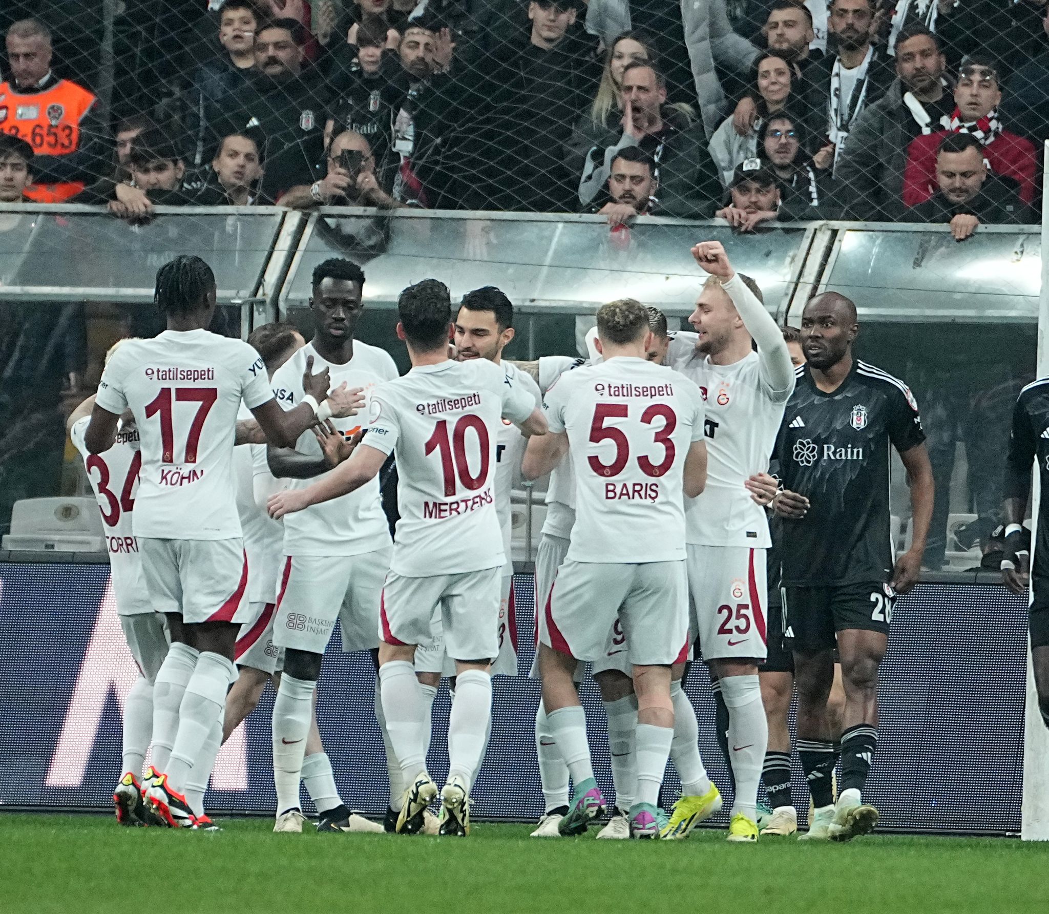 Derbinin Galibi Galatasaray