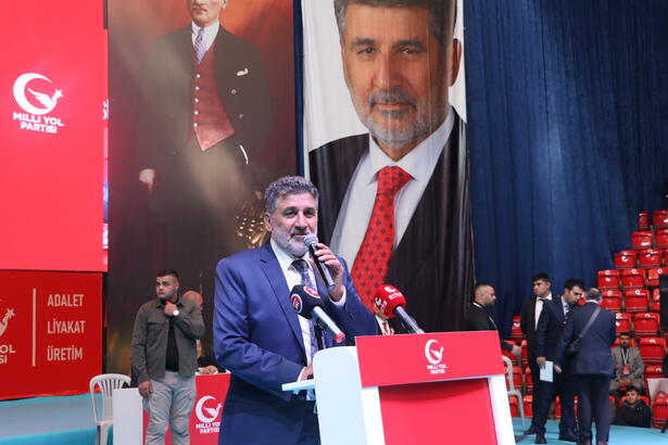 MİLLİ YOL PARTİSİ GENEL BAŞKANI REMZİ ÇAYIR BASIN TOPLANTISI DÜZENLEDİ.