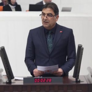 ÇIKAR İÇİN İZZETİ NEFSİNİ SATANLARA