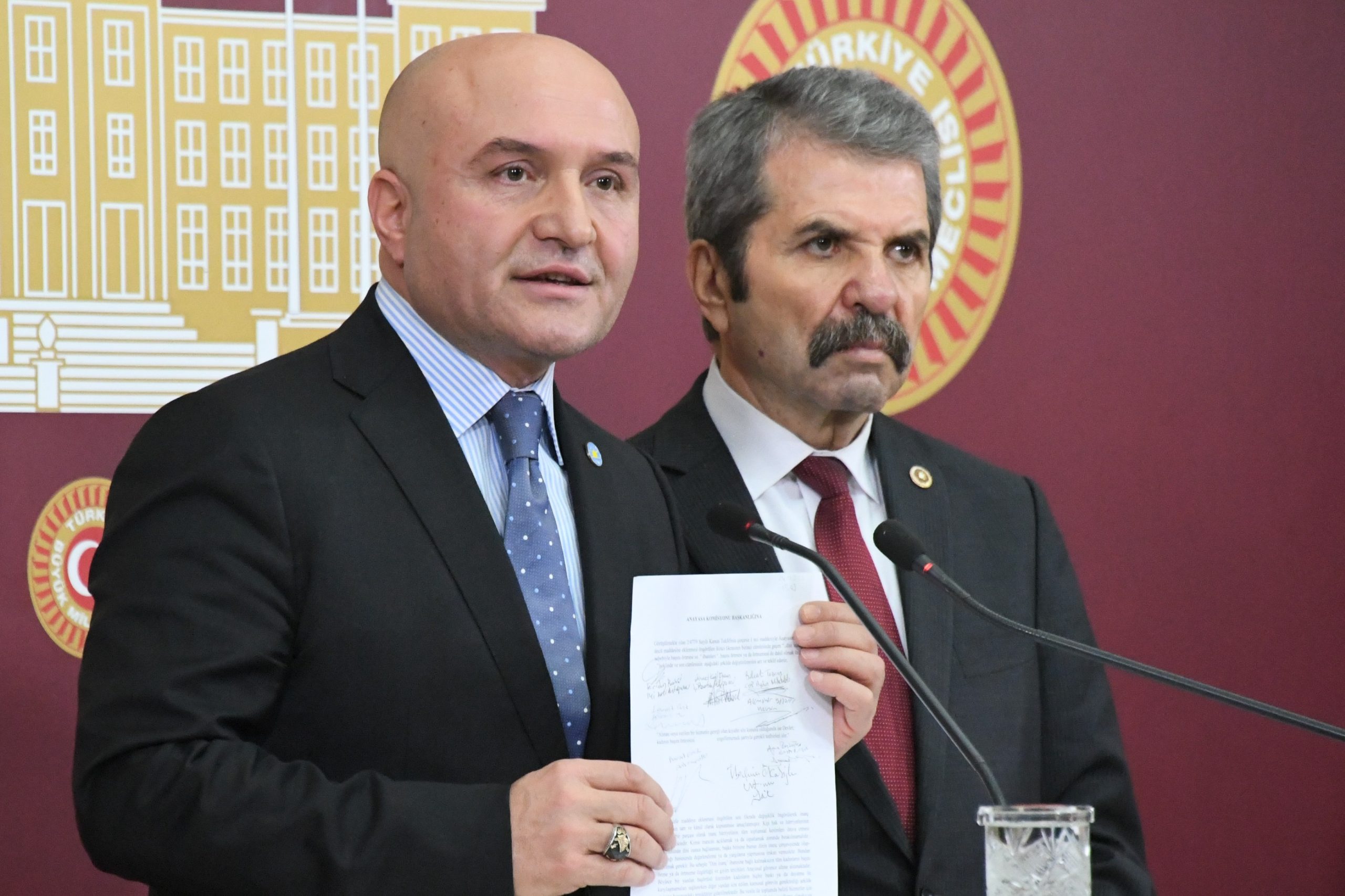 İyi Parti TBMM Grup Başkanvekili Erhan Usta’dan Başörtüsü Açıklaması:Tarih Cumhur İttifakını Affetmeyecek.