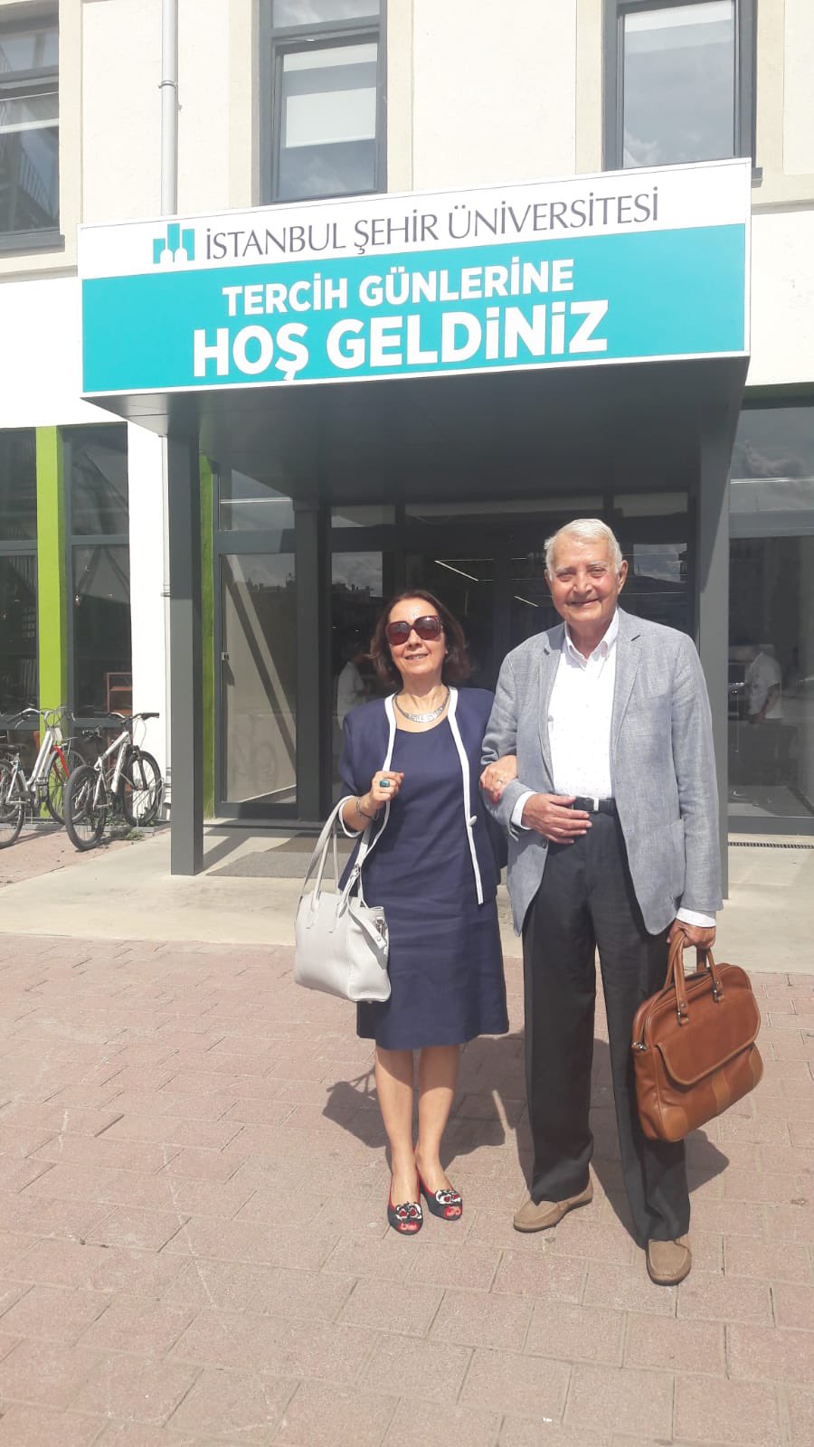 Prof. Dr. Ergun Özbudun Hayatını Kaybetti.