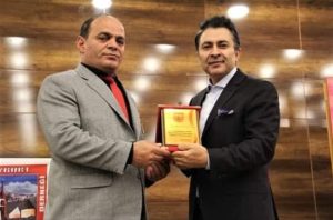 “BAYBURT ŞEHİTLERİNE SAHİP ÇIKIYOR”