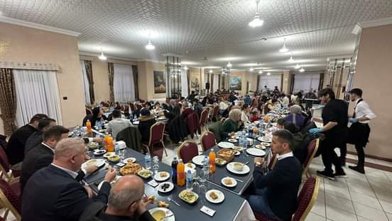 DEPREMZEDELERE İFTAR PROĞRAMI