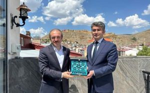 BAYBURT AĞIR CEZA MAHKEMESİ BAŞKANI DEMİRCİ’YE VEDA YEMEĞİ