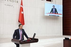 CHP’Lİ DENİZ YÜCEL: “LİMAN DA NAMUSTUR!” ATATÜRK MİLLİLEŞTİRDİ, 90 YIL SONRA YABANCIYA PEŞKEŞ ÇEKİLECEK