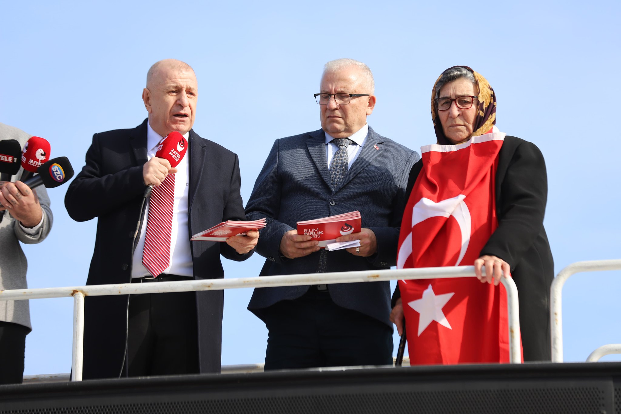 Zafer Partisi Genel Başkanı Prof. Dr. Özdağ:”Türk Halkına Kurulan Komployu, Türkiye’nin Sürüklendiği Büyük Tuzağı Anlatacağız.”