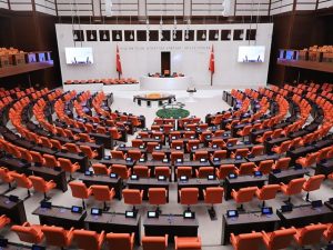 AK PARTİ’DEN EYT AÇIKLAMASI: BUGÜN BİTEBİLİR