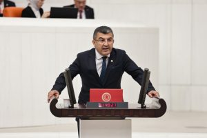 Hasan Ekici Meclis Kürsüsünden İktidara Seslendi: Öğretmenlerimizin Sorunlarını Çözün!