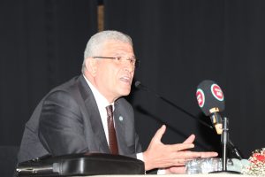 SAĞ MERKEZ SİYASETİ YENİDEN AYAĞA KALDIRABİLMEK ÜZERE BİR BİRLİK MEŞALESİ YAKACAĞIM”
