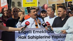 TÜRKOĞLU’NDAN    BAKAN KURUM’A  “TOKİ” SORULARI!