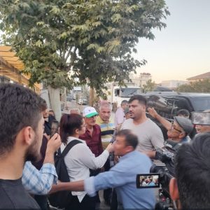 Gölbaşı halkı protesto ederek karayolunu trafiğe kapattı