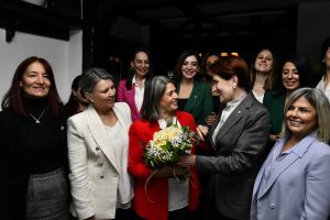 İYİ Parti Genel Başkanı Sayın Meral Akşener, kadın baro başkanlarıyla yemekte bir araya geldi.