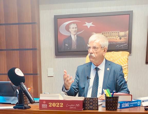 BEKO: Üniversiteler, Yurtlar Değil; 12 Eylül Faşist Cuntanın Eseri YÖK Kapatılsın!