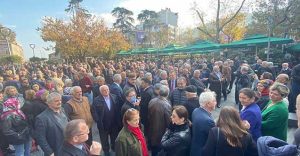 TRABZON HÜSEYİN ÖRS İÇİN AYAĞA KALKTI.