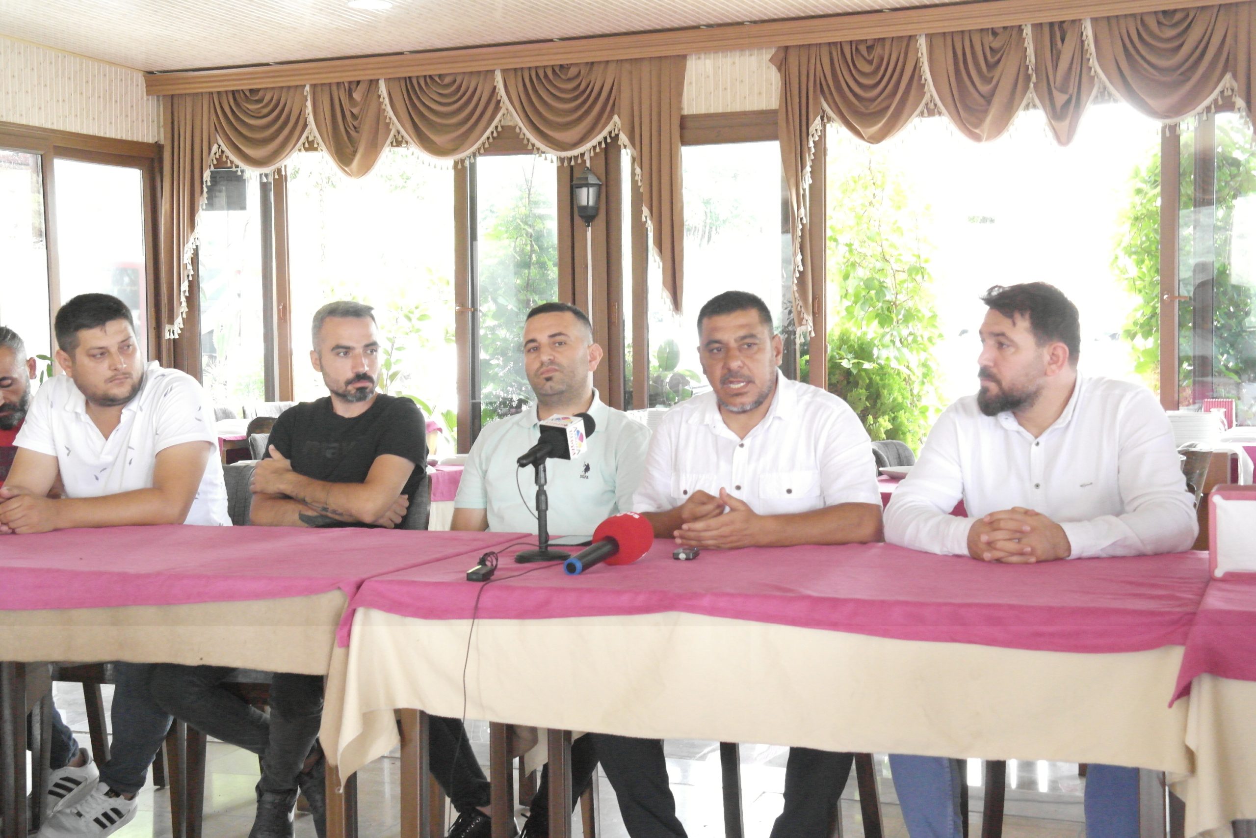 TARSUS İDMAN YURDU BAŞKANI CEM KAVALCI BASIN TOPLANTISI YAPTI