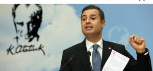 Karadeniz doğalgazını kendi siyasi çıkarı için kullanarak henüz sisteme verilmeyen gazı mutfaklara gelmiş gibi göstererek vatandaşı aldattığını anımsattı. DOĞALGAZI KESİLEN ABONE SAYISI YÜZDE 56 ORANINDA ARTTI’