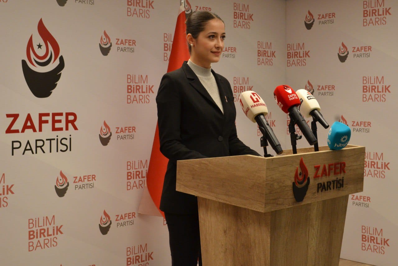ZAFER PARTİSİ SÖZCÜSÜ SEVDA GÜL TUNÇER PARTİSİNİN HAFTALIK BASIN TOPLANTISINDA KONUŞTU.