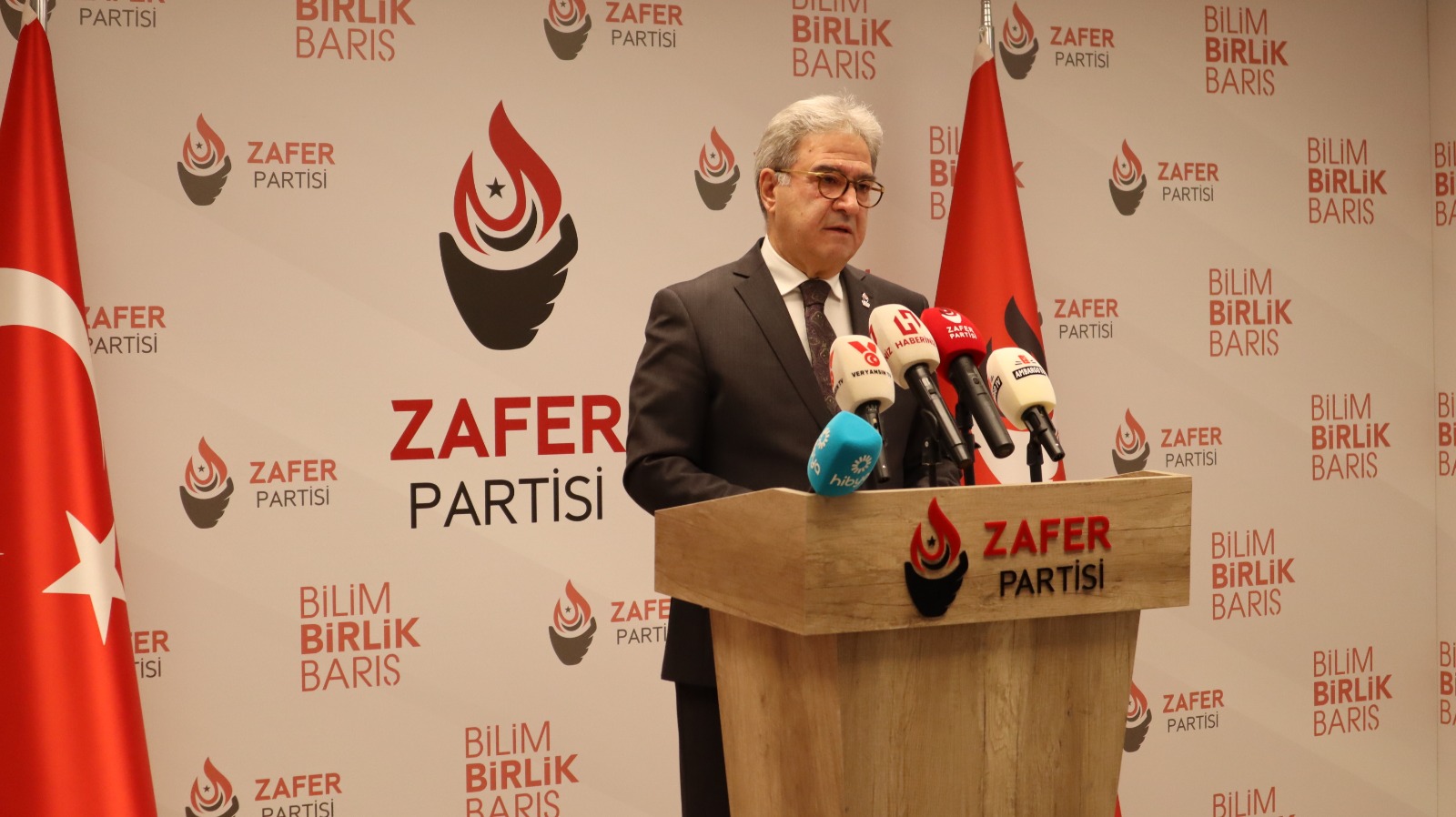ZAFER PARTİSİ SÖZCÜSÜ Prof. Dr. ALİ ŞEHİRLİOĞLU BASIN TOPLANTISI DÜZENLEDİ.