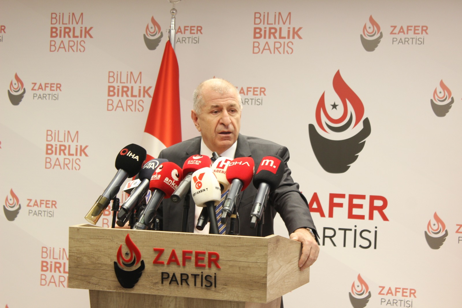 ZAFER PARTİSİ GENEL BAŞKANI ÜMİT ÖZDAĞ’DAN AÇIKLAMA