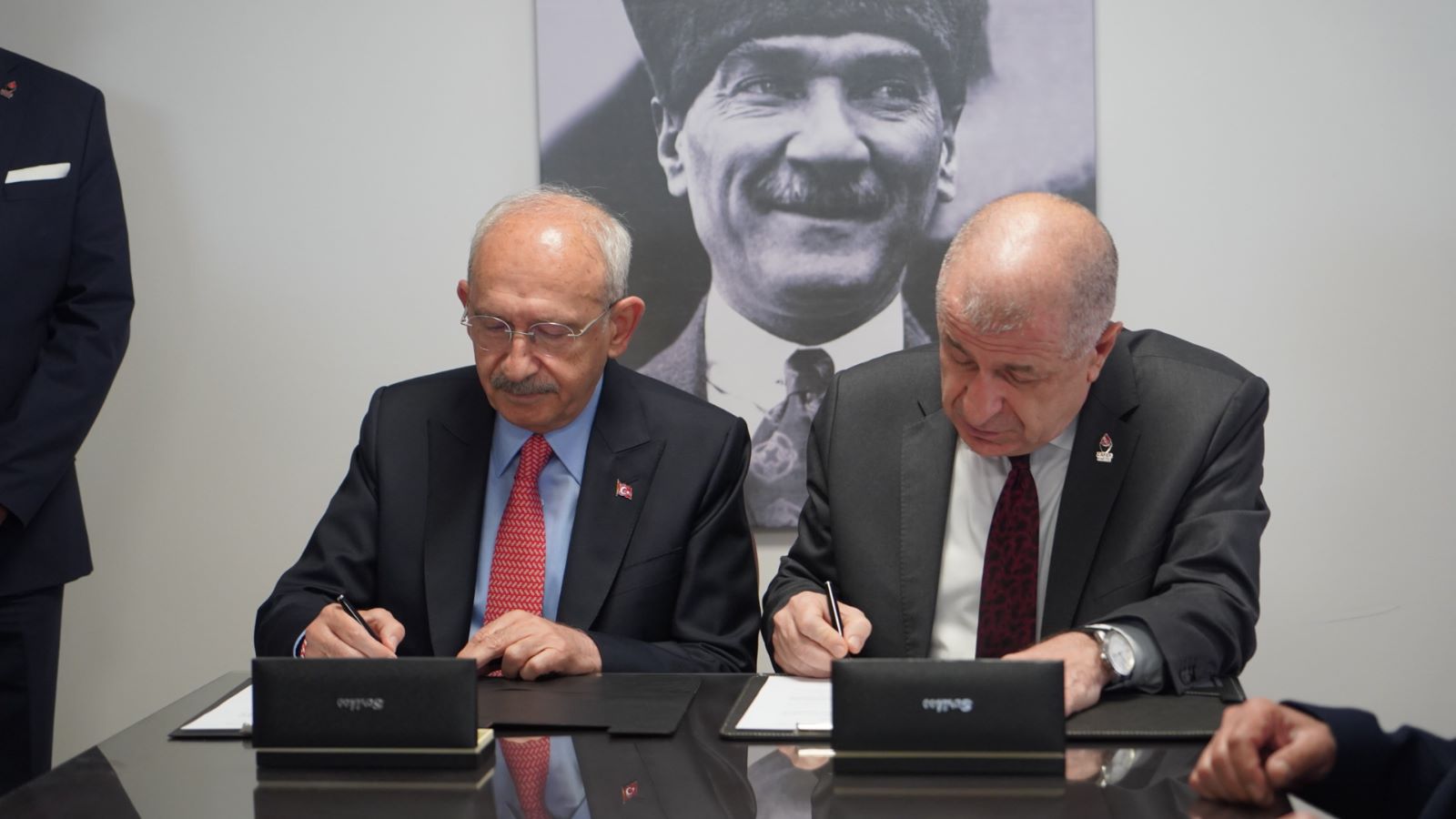 Kılıçdaroğlu’nu Desteklediğini Açıklayan Zafer Partisin’den Açıklama