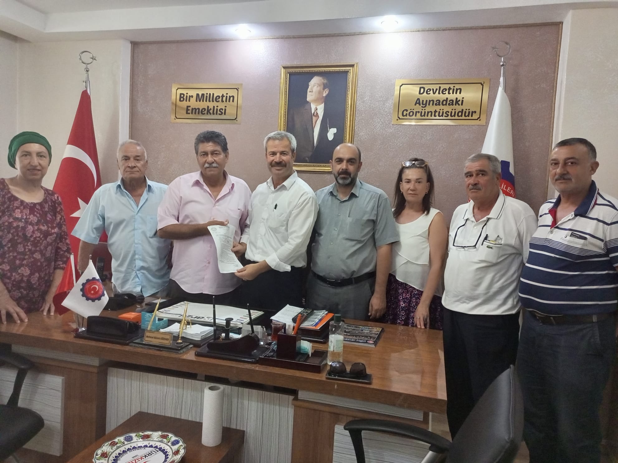 MİLLİ YOL PARTİSİNDEN TÜM EMEKLİLER DERNEĞİ TARSUS ŞUBESİNE ZİYARET.