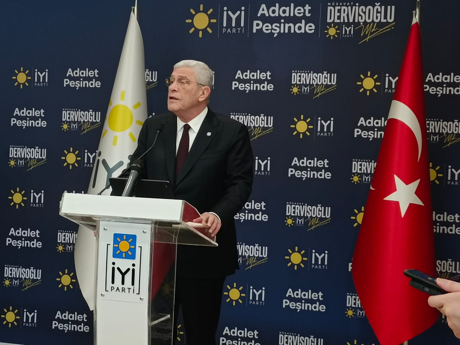 İyi Parti Genel Başkanı Dervişoğlu:”Unutulmamalıdır ki Türklük; Dün Olduğu Gibi Bugün De Kendini Devlet Zannedenlerden Büyüktür.