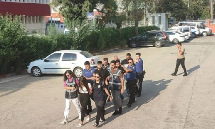 Adana’da İş Yerine Silahlı Saldırı! 1 Tutuklama