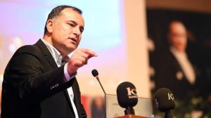 ALPER TAŞDELEN “KIZILAY’DAN GİYSİ KUTULARINI KALDIRMASINI İSTİYORUZ”