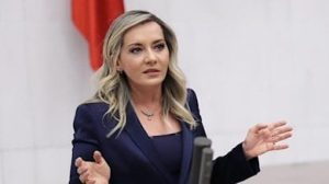 TBMM Güler yüzlü Milletvekili Aylin CESUR COVİT 19 Testi Pozitif Çıktı